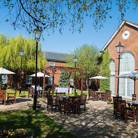 Holiday Inn Milton Keynes East M1 Junc 14 By Ihg Exterior foto